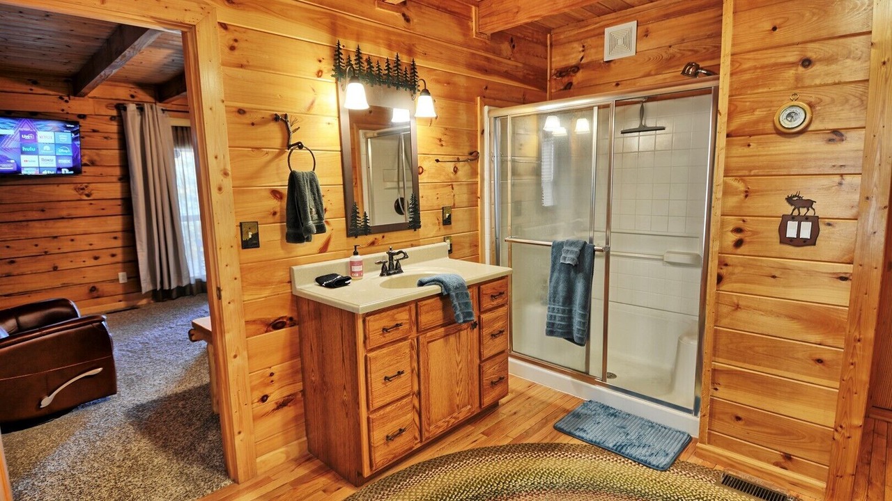 Photo of Bathroom in West Jefferson