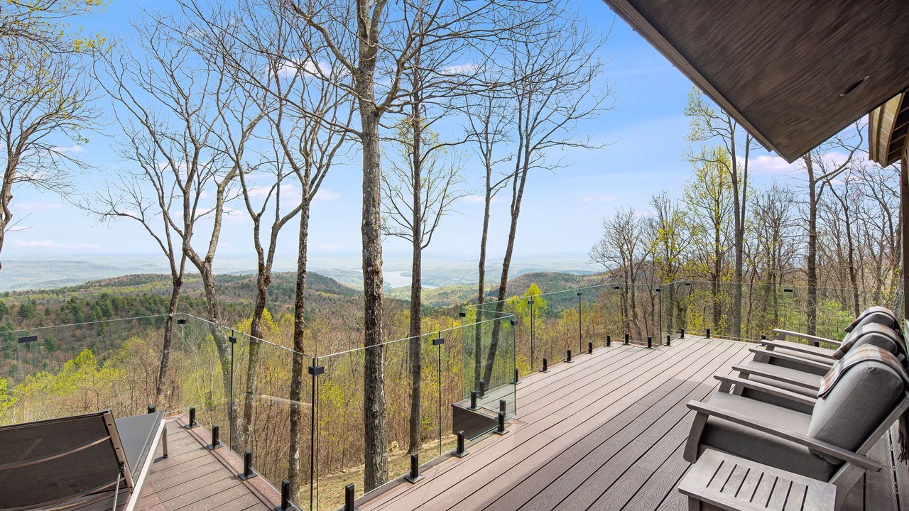 Photo of Patio Balcony in Sapphire
