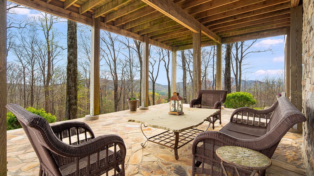 Photo of Outdoor in Sapphire