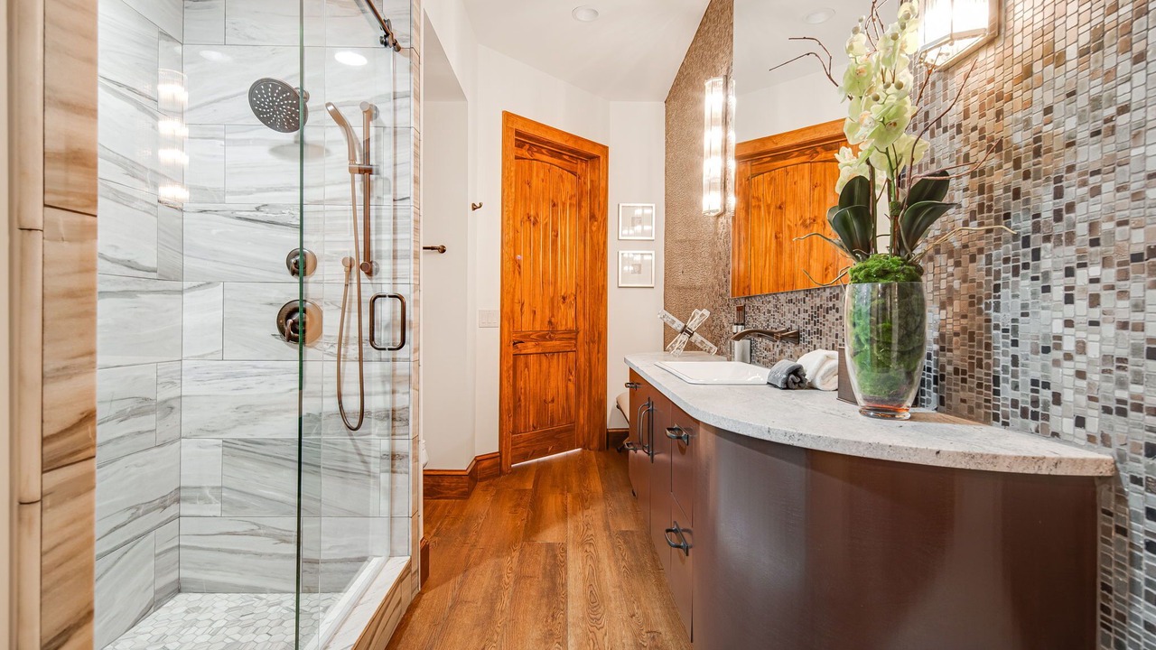 Photo of Bathroom in Sapphire