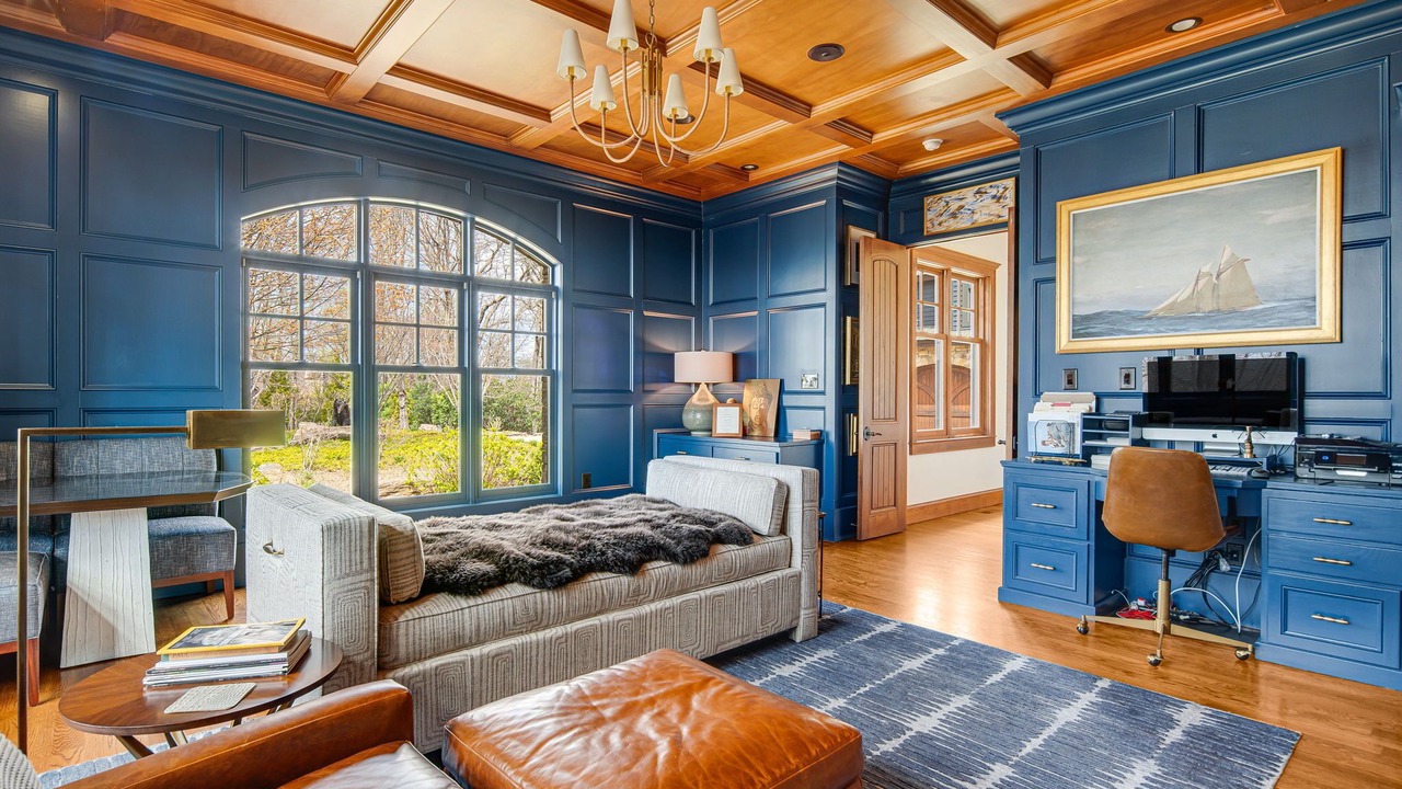 Photo of Livingroom in Sapphire