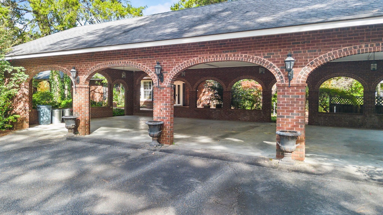 Photo of Outdoor in Lemon Springs