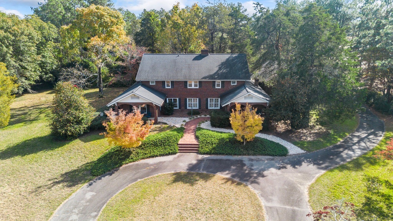 Photo of Outdoor in Lemon Springs