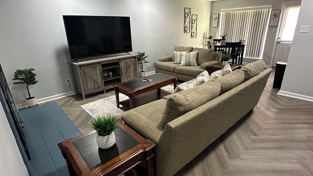 Photo of Livingroom in Cape Fear