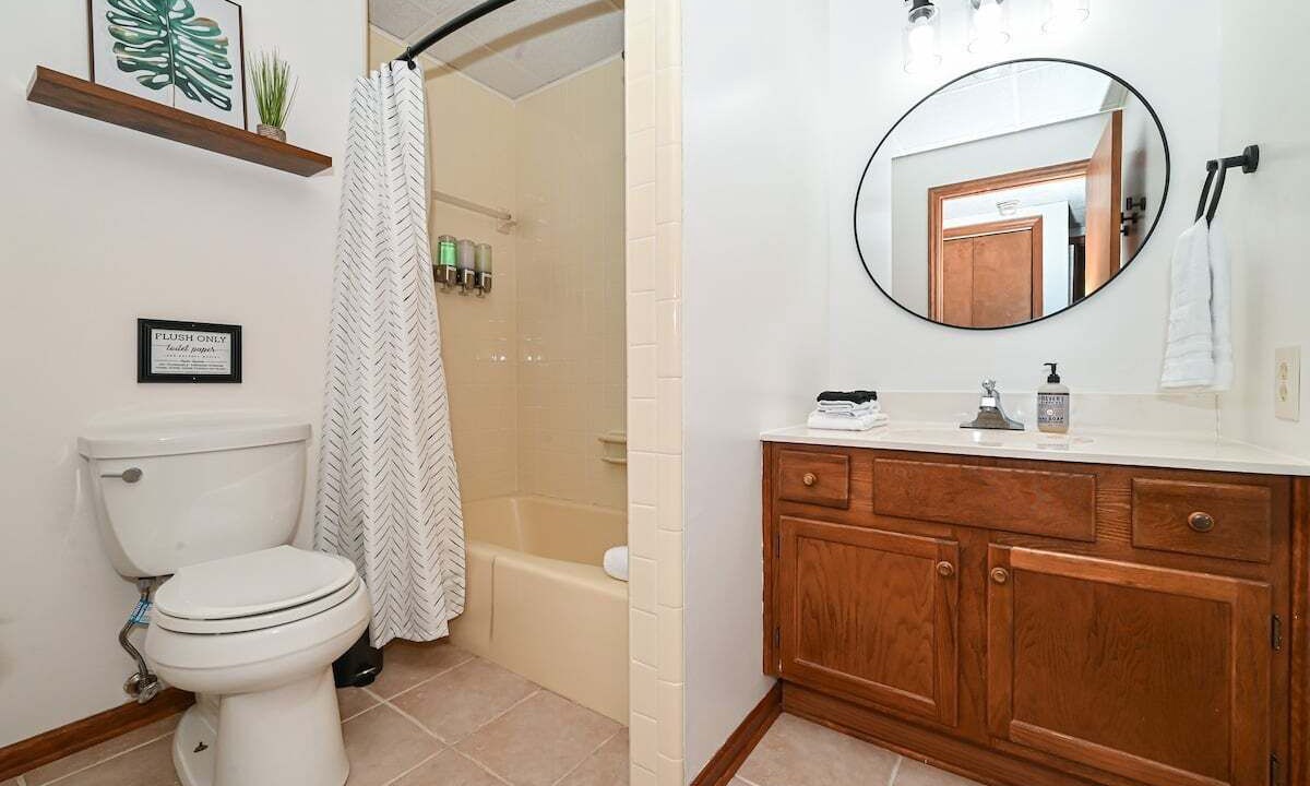 Photo of Bathroom in Barium Springs