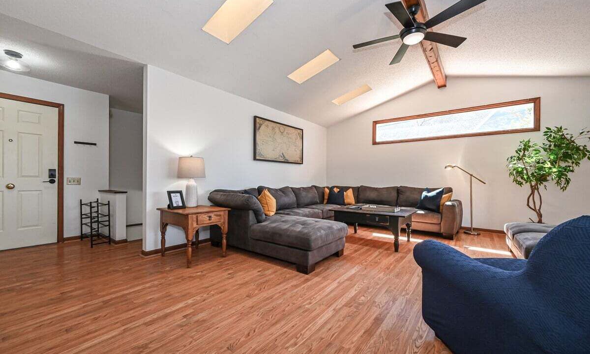 Photo of Bedroom in Barium Springs