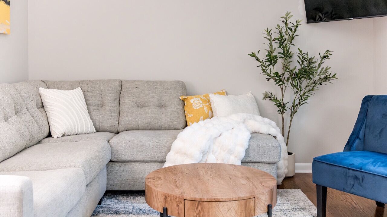 Photo of Livingroom in Southeast Raleigh