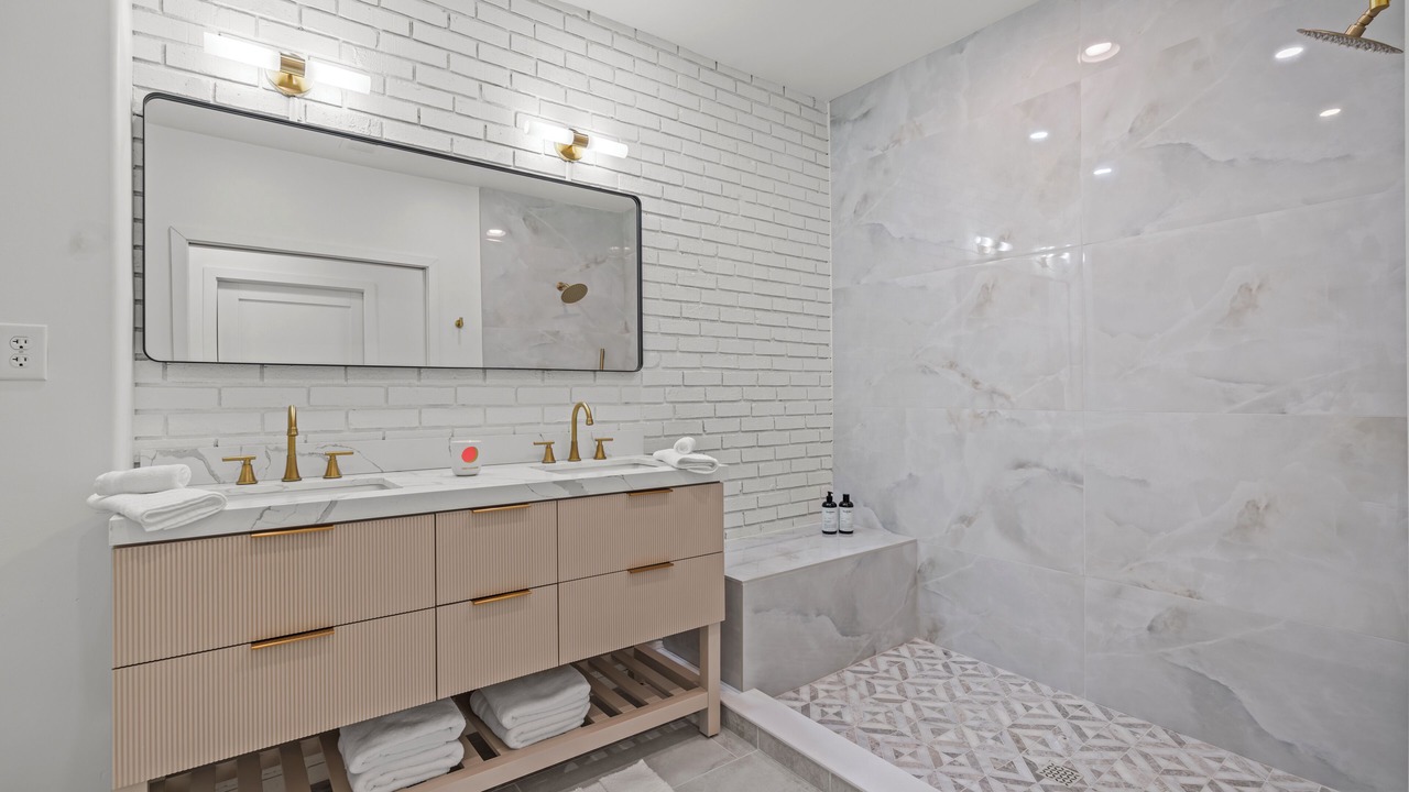 Photo of Bathroom in Inman