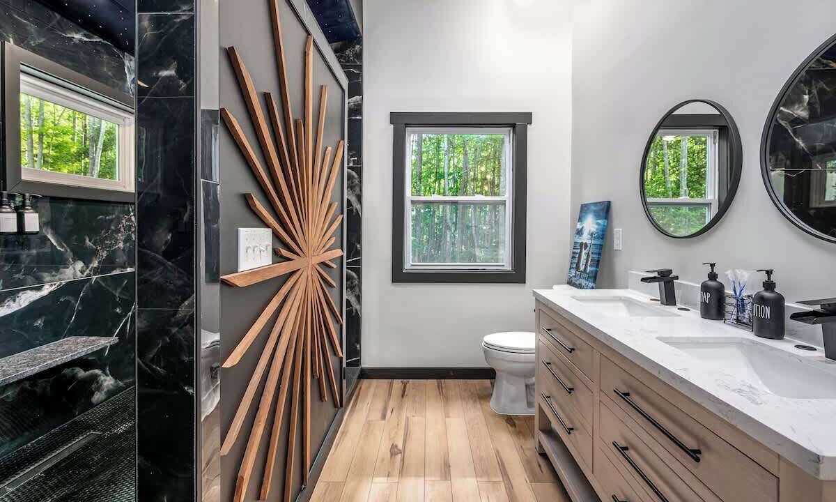 Photo of Bathroom in Bynum