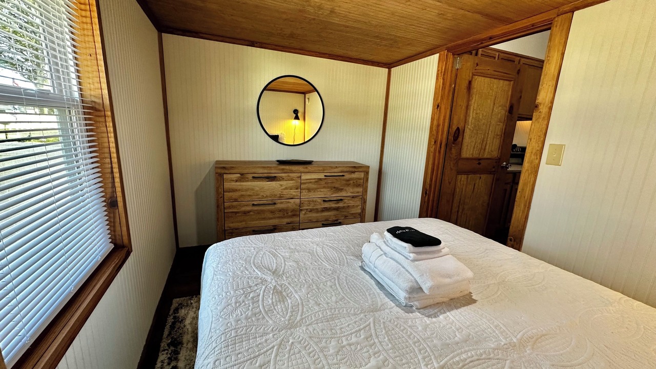 Photo of Bedroom in Lake Waccamaw