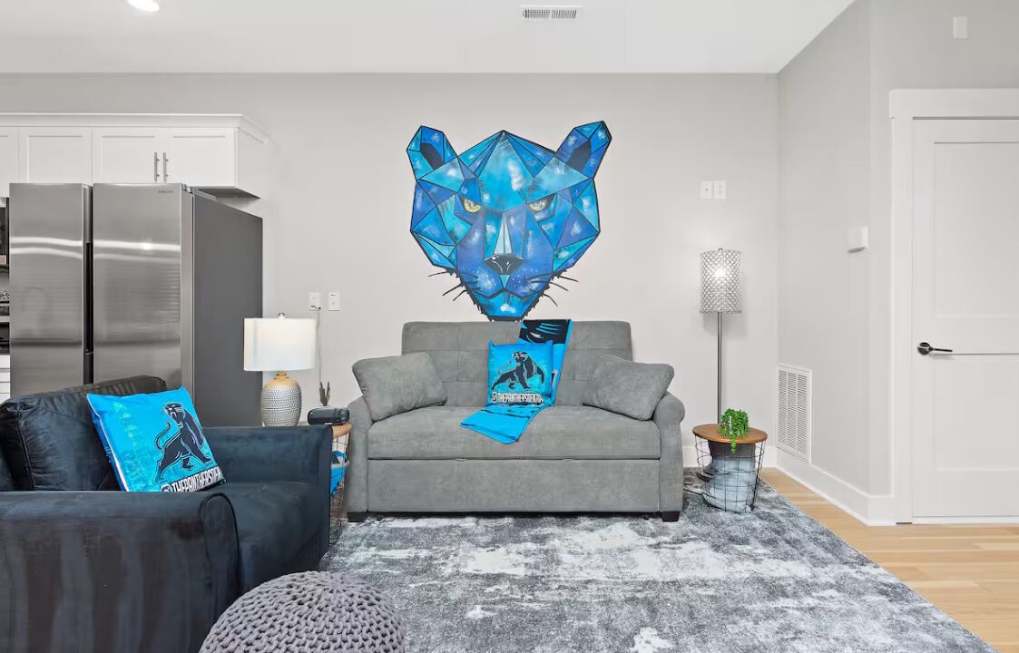Photo of Livingroom in Third Ward