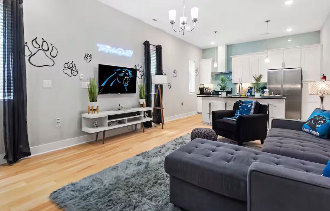 Photo of Livingroom in Third Ward