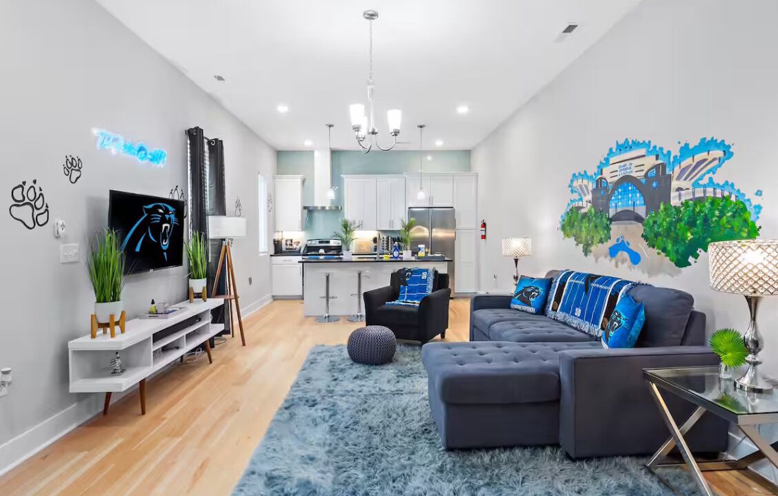 Photo of Livingroom in Third Ward