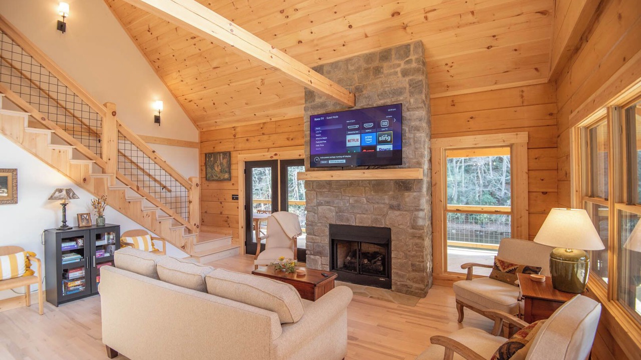 Photo of Livingroom in Warrensville