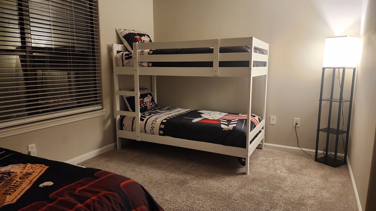 Photo of Bedroom in Executive Park