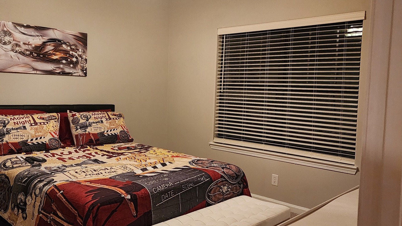 Photo of Bedroom in Executive Park