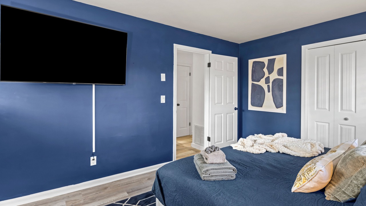 Photo of Bedroom in Hendersonville