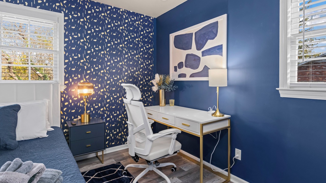 Photo of Bedroom in Hendersonville