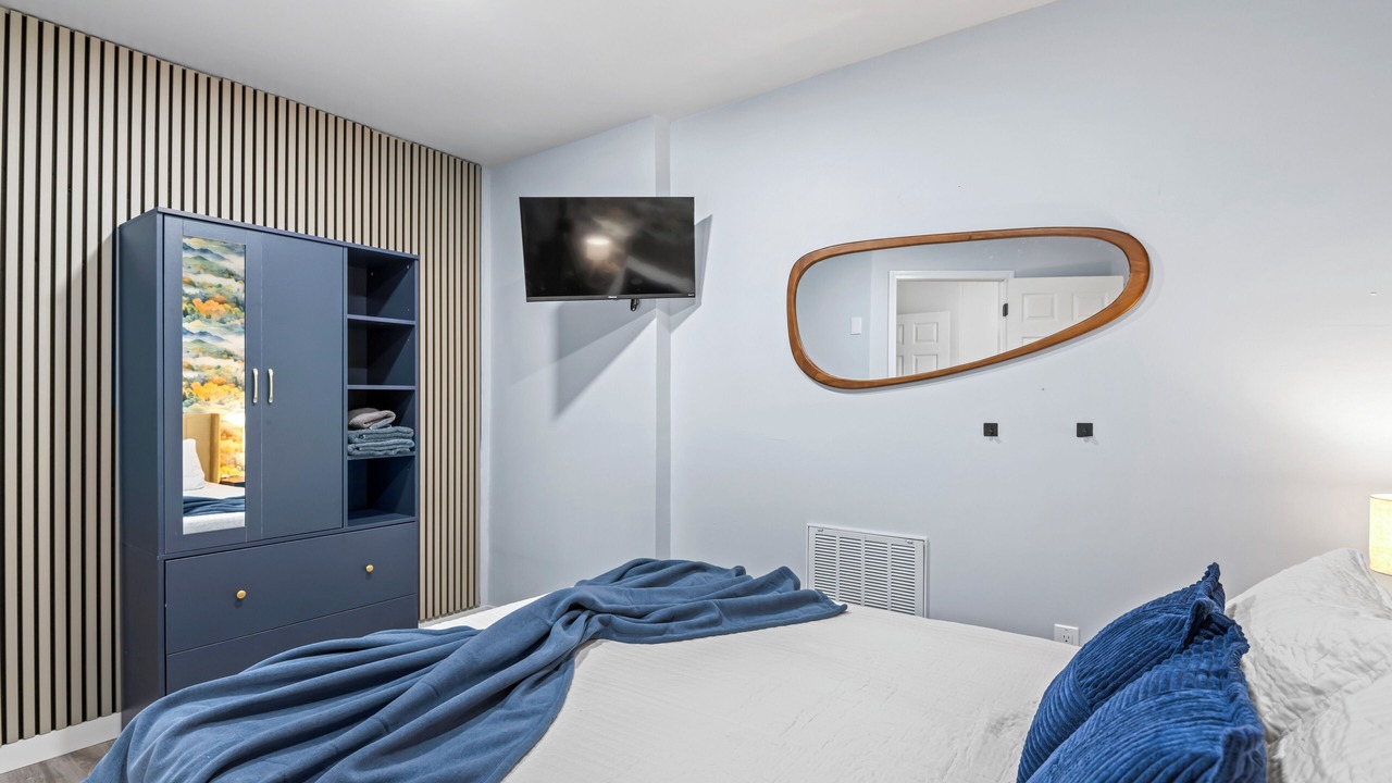 Photo of Bedroom in Hendersonville