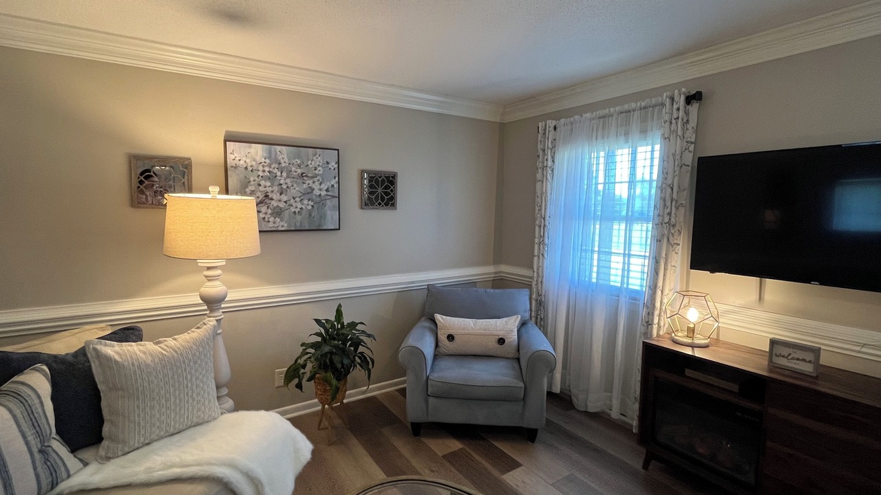 Photo of Livingroom in Dunn