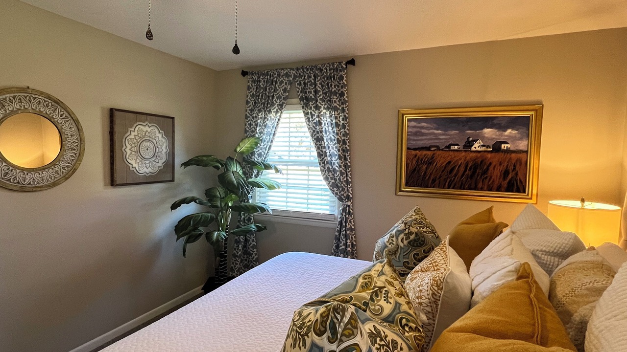 Photo of Bedroom in Dunn
