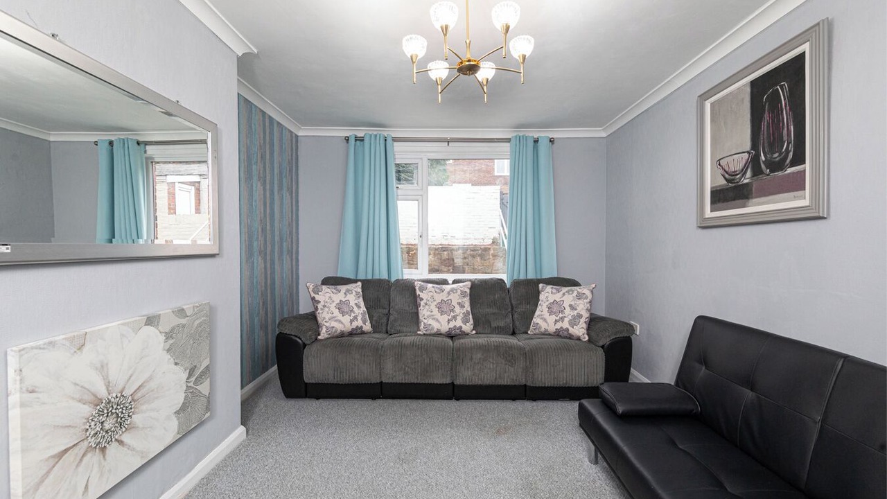 Photo of Livingroom in Stanley