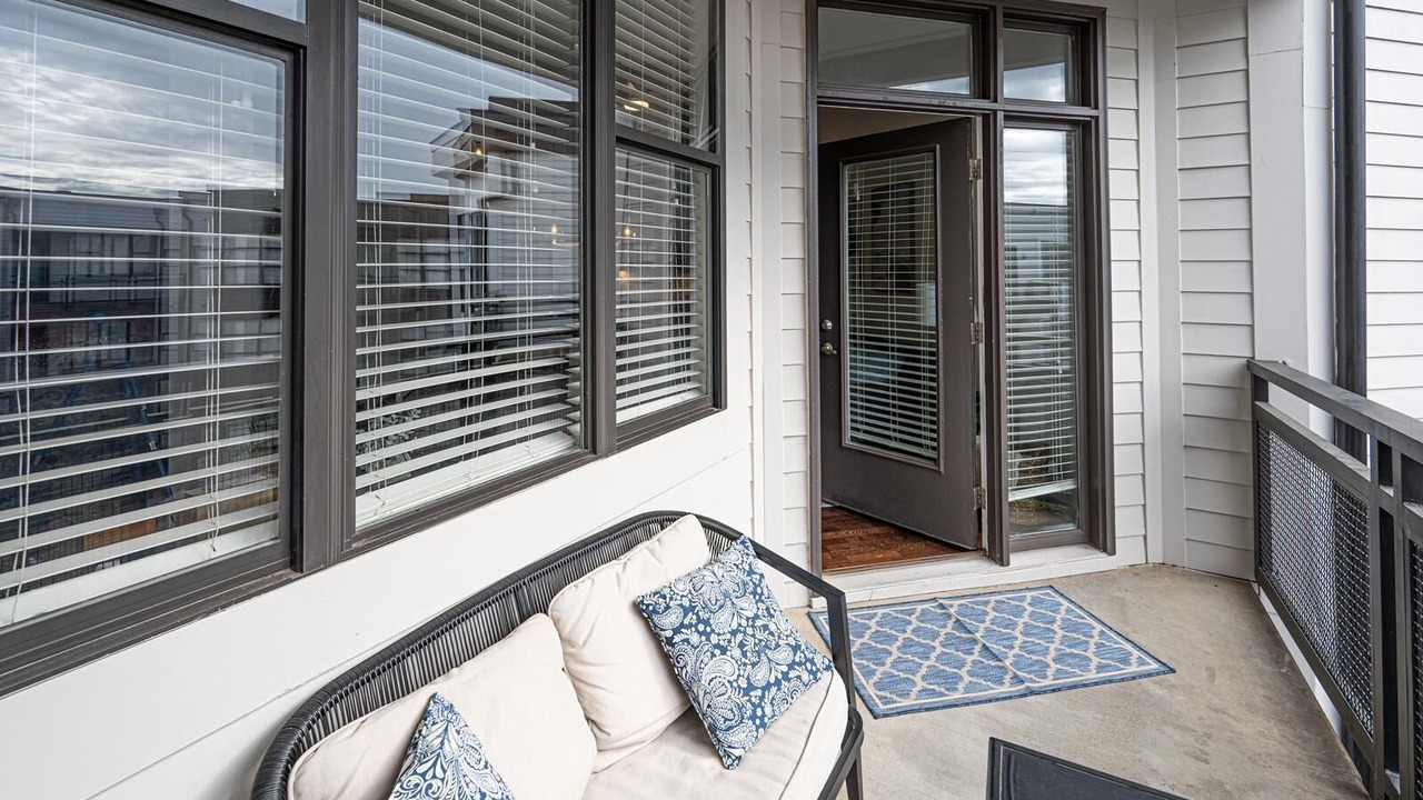 Photo of Patio Balcony in Second Ward