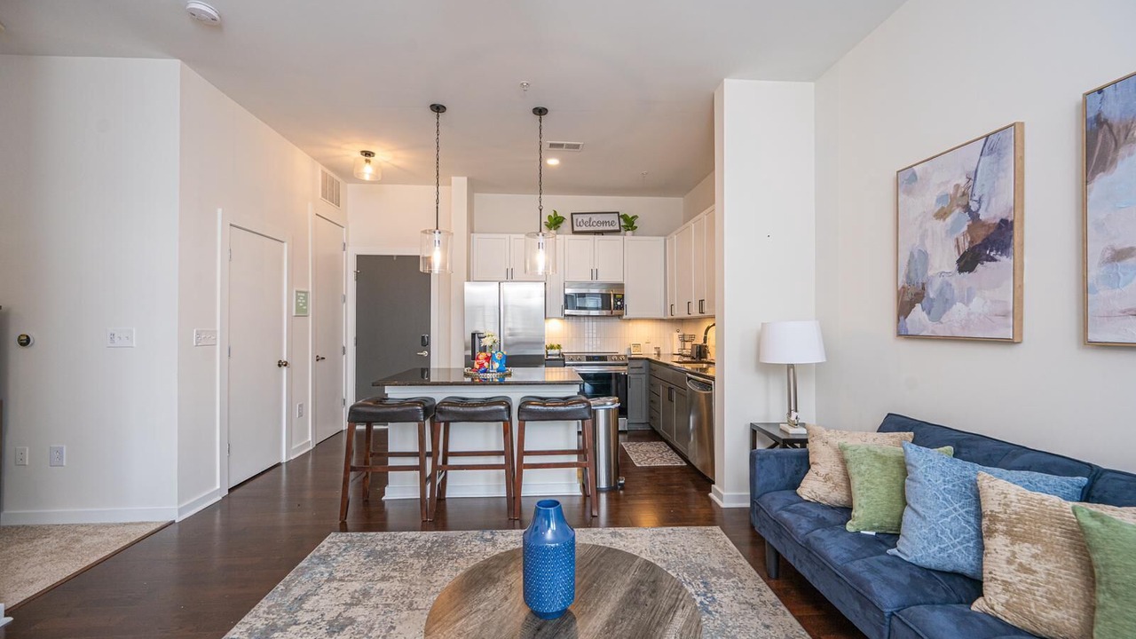 Photo of Livingroom in Second Ward