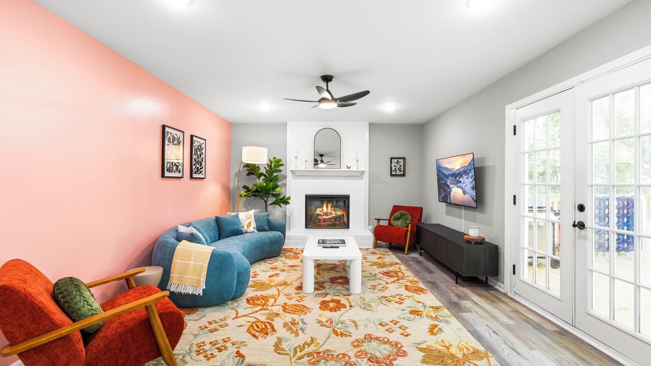 Photo of Livingroom in North Raleigh