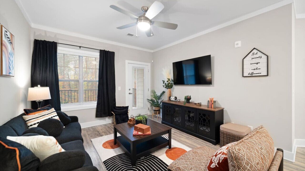 Photo of Livingroom in Greensboro