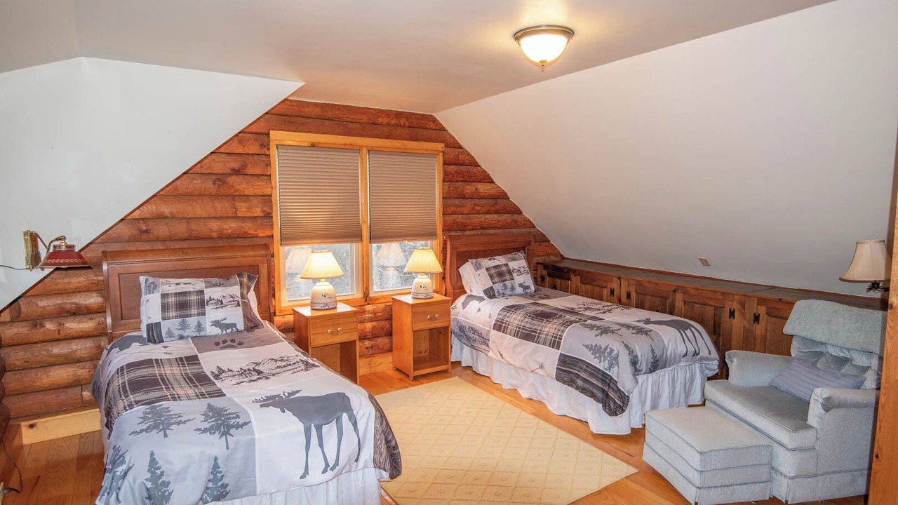 Photo of Bedroom in Lansing