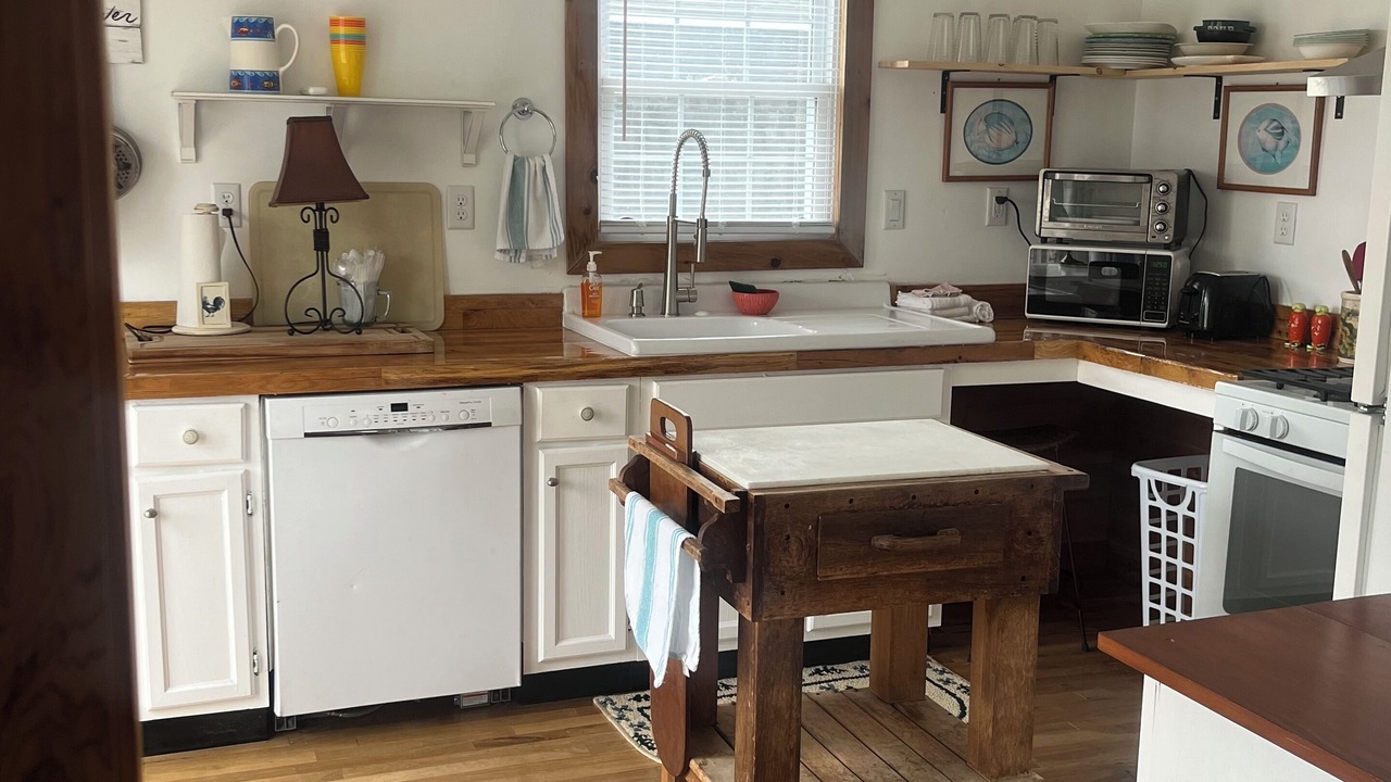 Photo of Kitchen in Lake Waccamaw