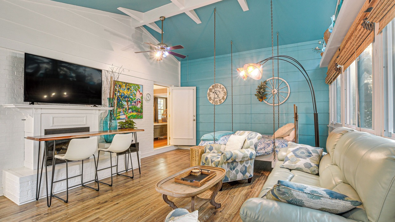 Photo of Livingroom in Wake Forest