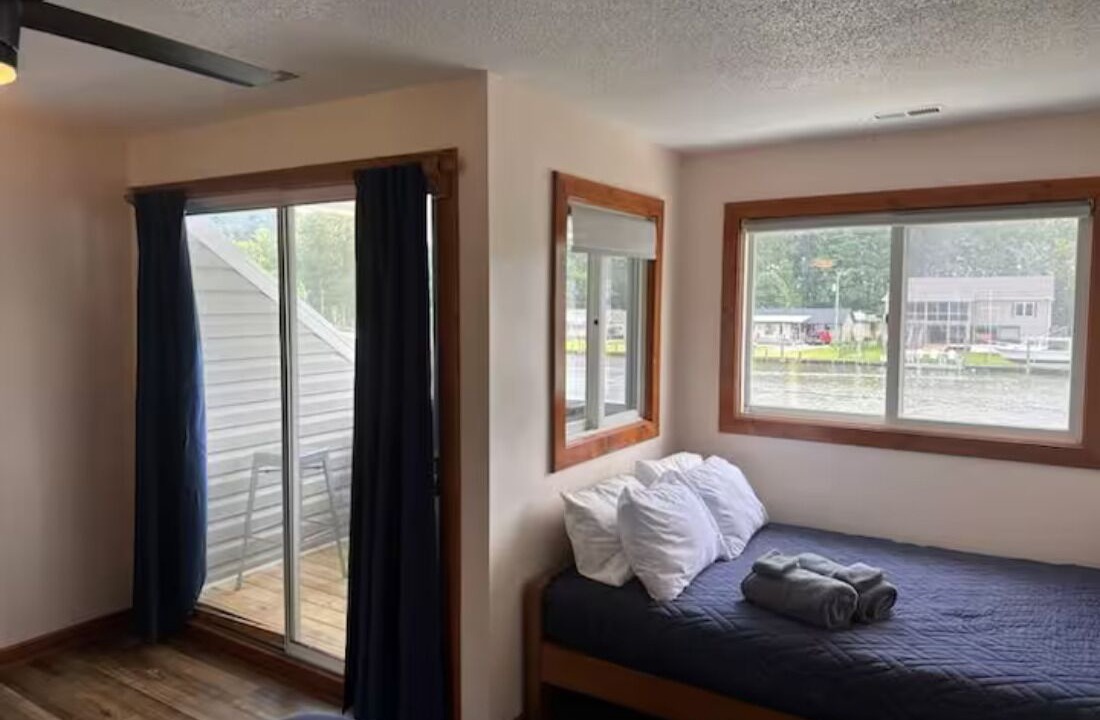 Photo of Bedroom in Coinjock
