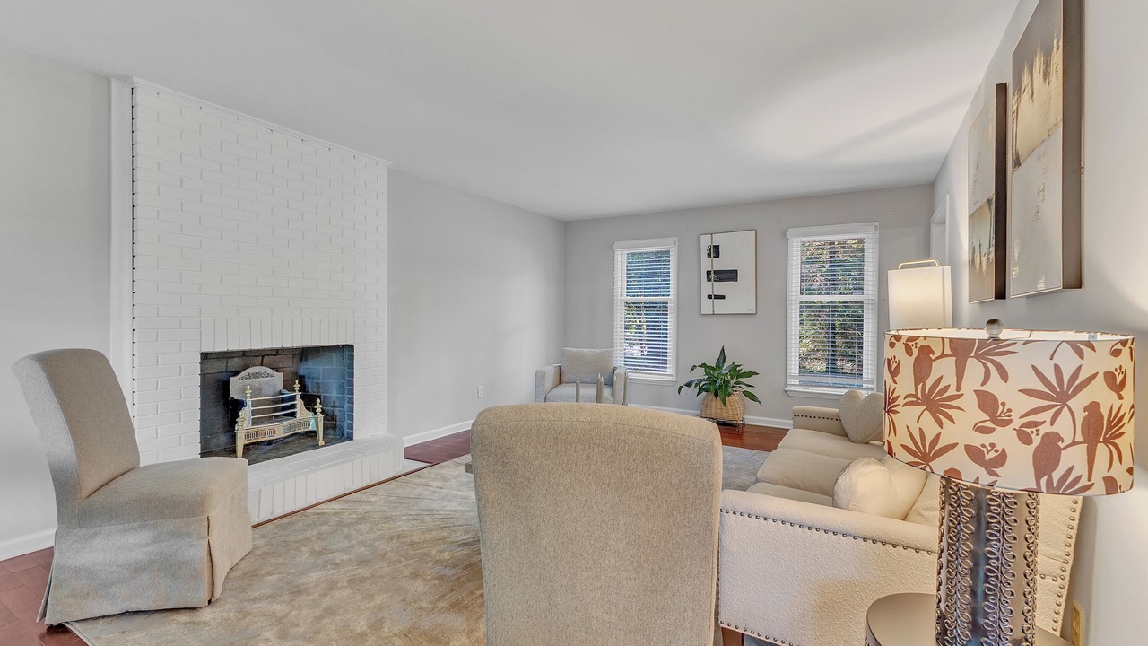 Photo of Livingroom in Northwest Raleigh