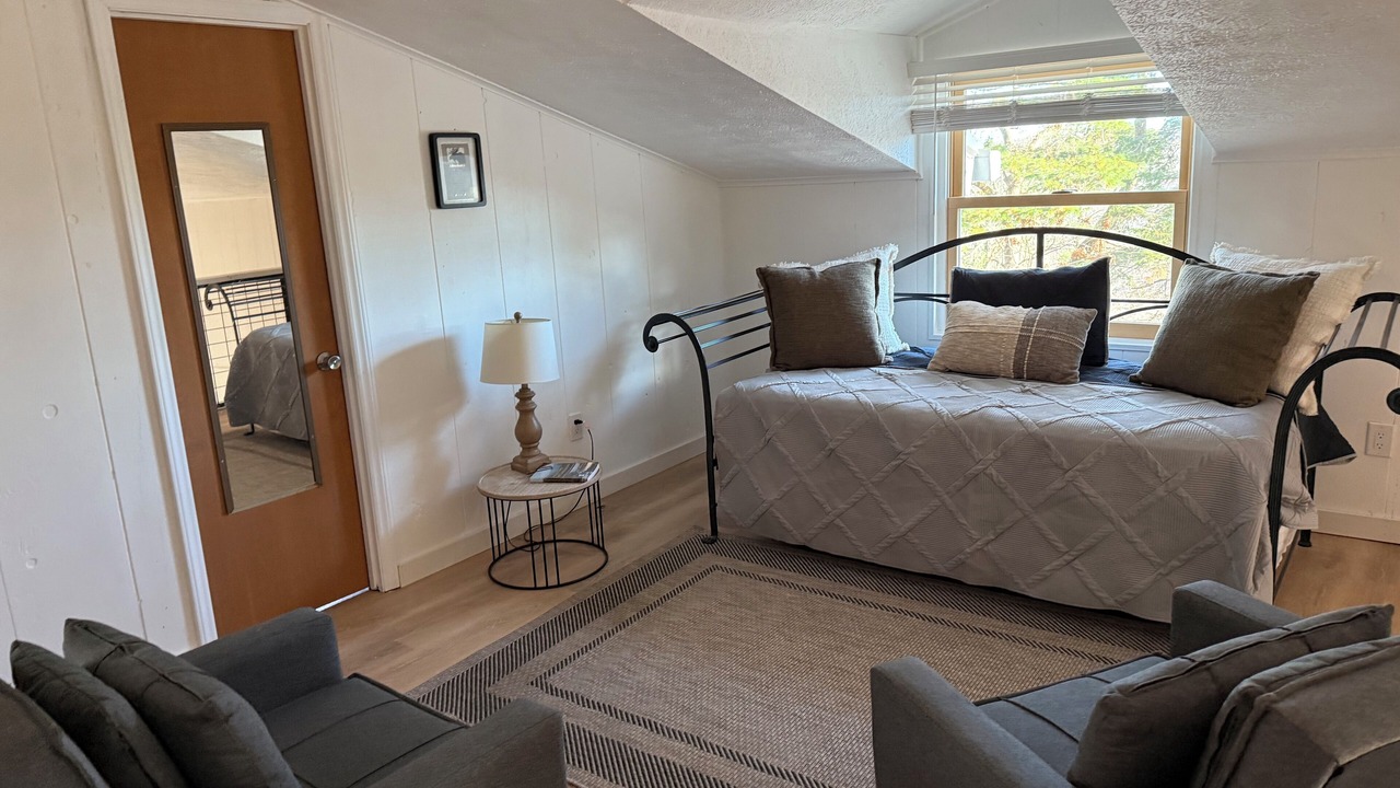 Photo of Bedroom in Newland