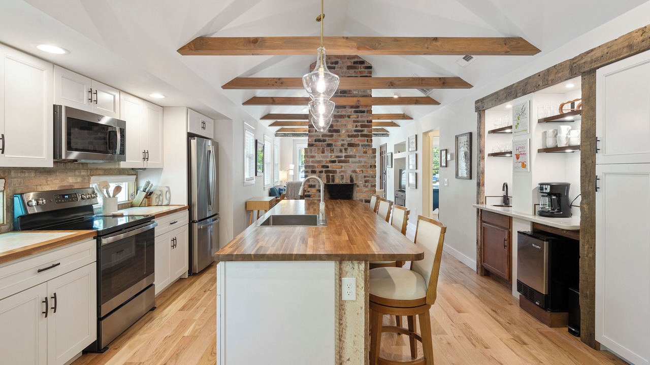 Photo of Kitchen in Flat Rock