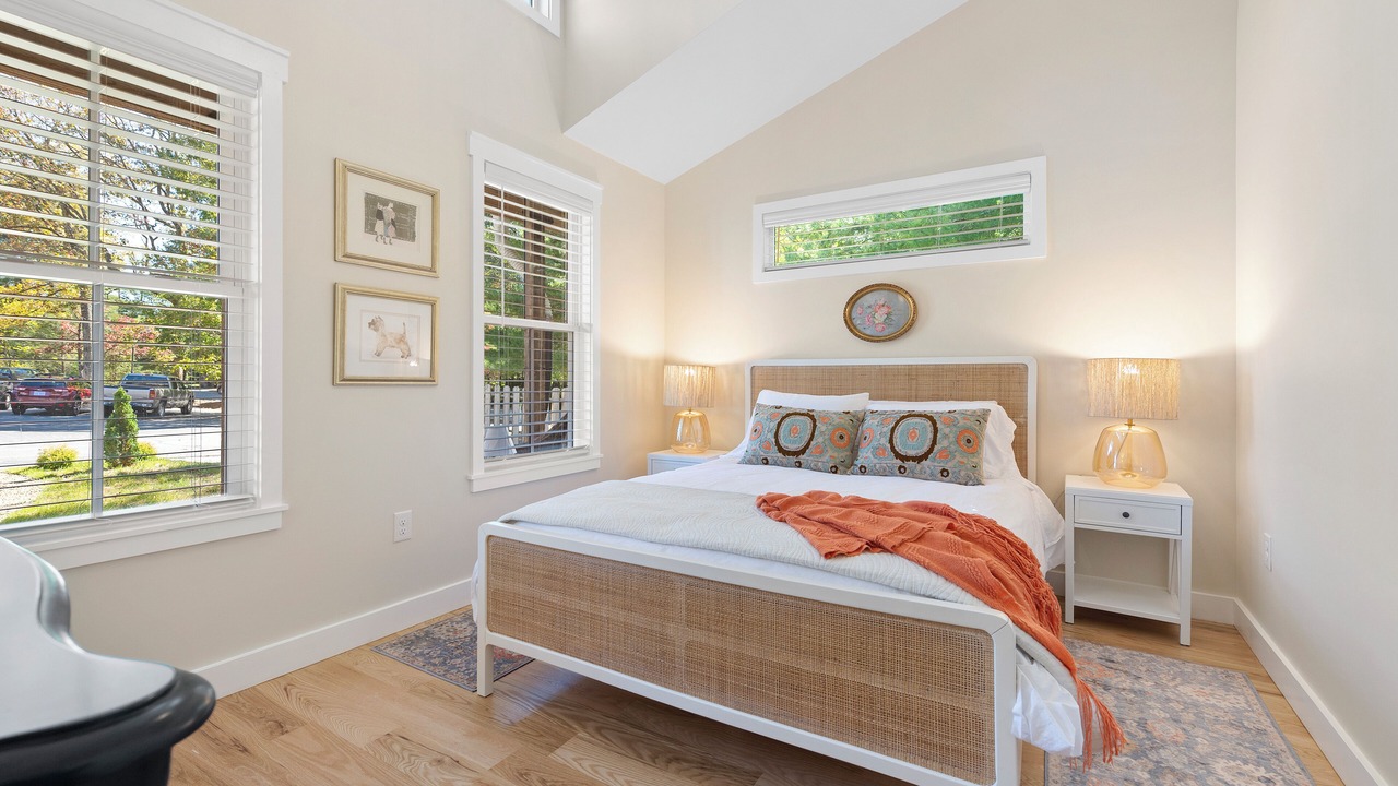 Photo of Bedroom in Flat Rock