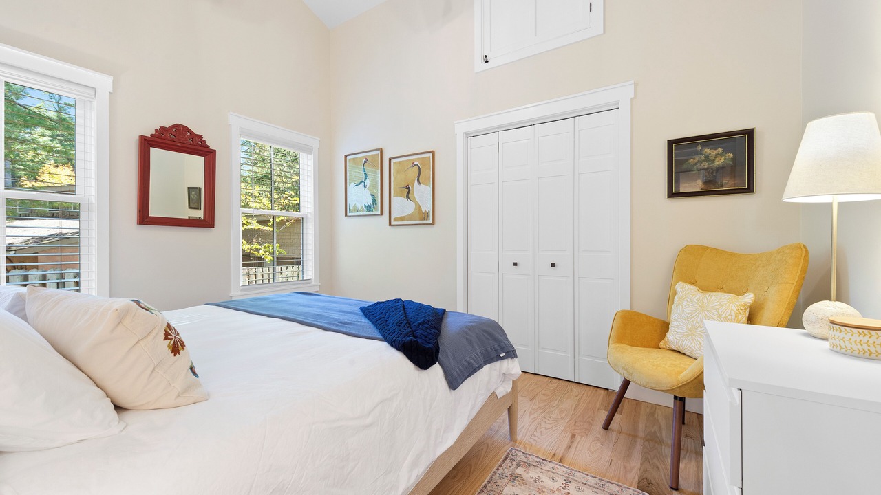 Photo of Bedroom in Flat Rock