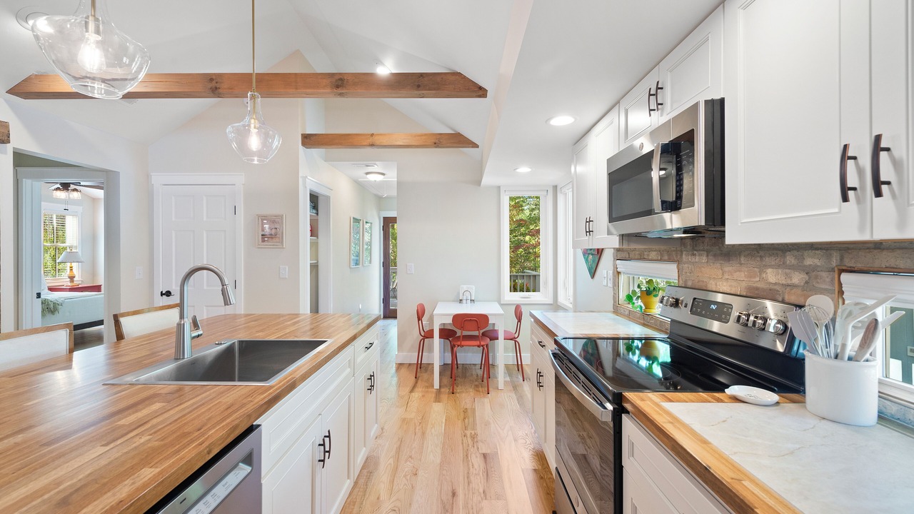 Photo of Kitchen in Flat Rock