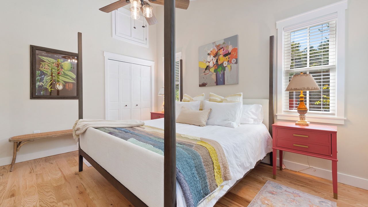 Photo of Bedroom in Flat Rock