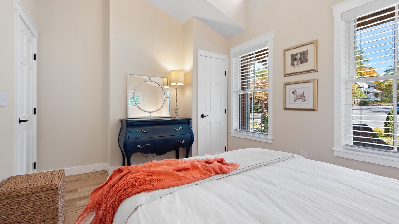 Photo of Bedroom in Flat Rock