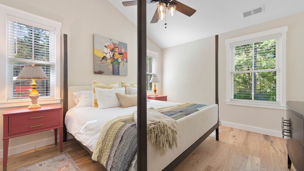 Photo of Bedroom in Flat Rock