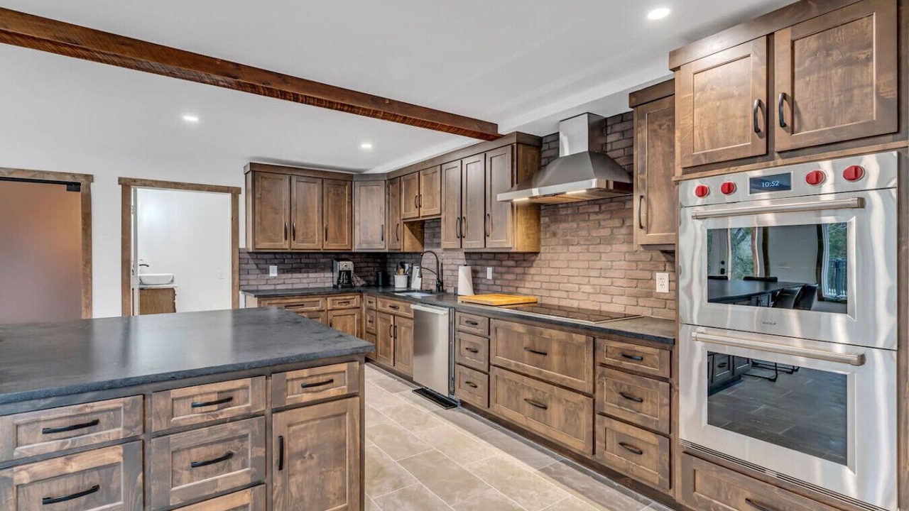 Photo of Kitchen in Gallatin