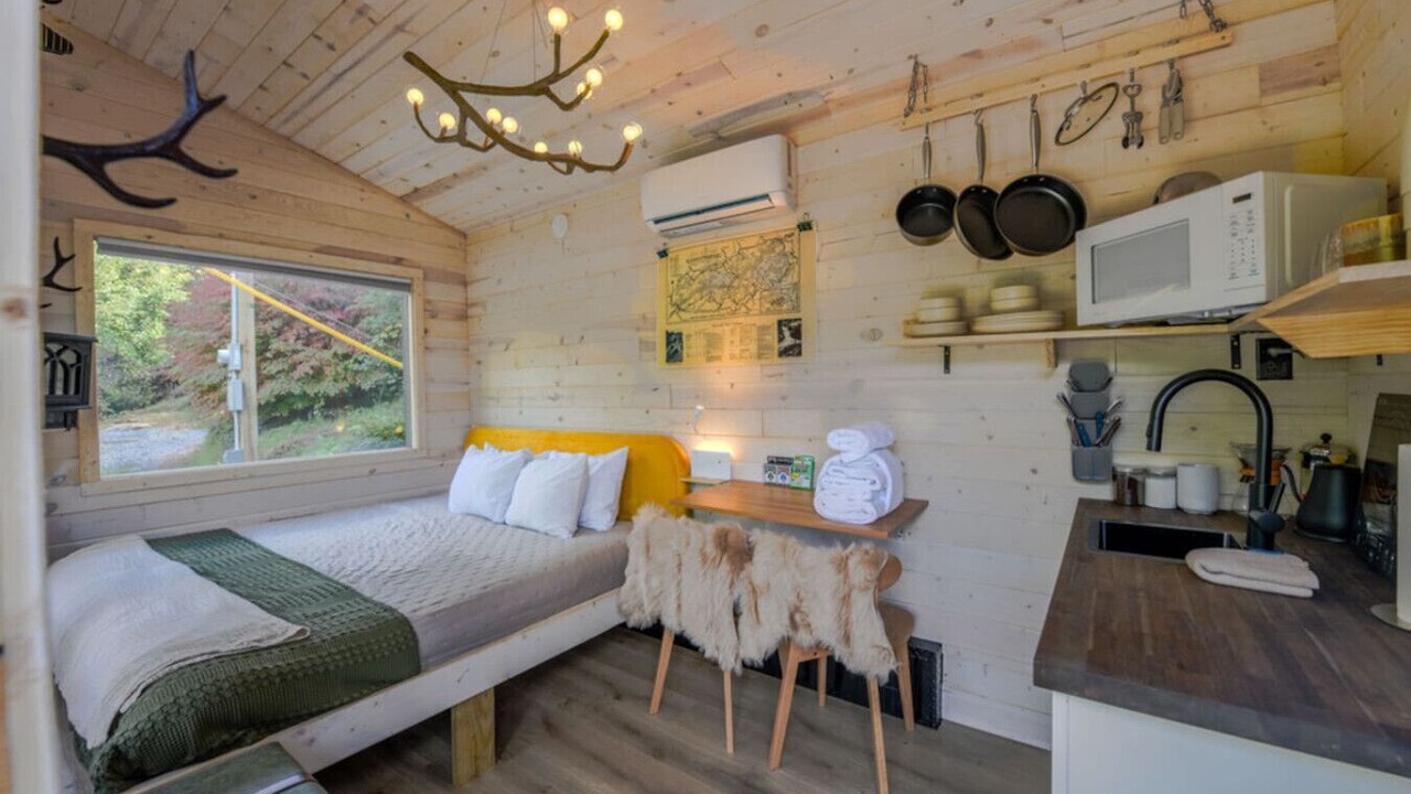 Photo of Bedroom in Sylva
