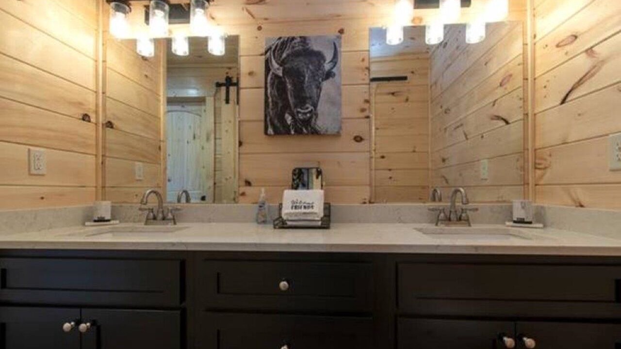 Photo of Bathroom in Murphy