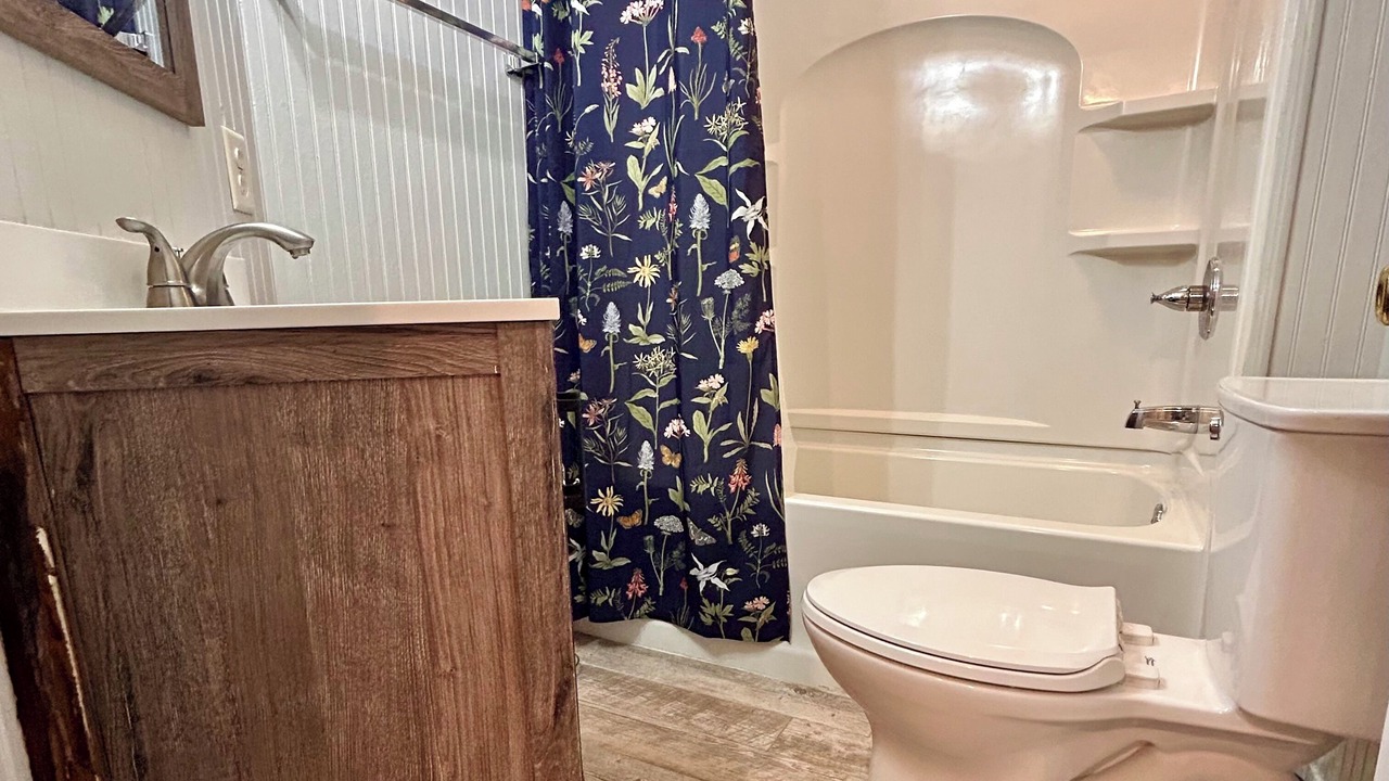 Photo of Bathroom in Chimney Rock