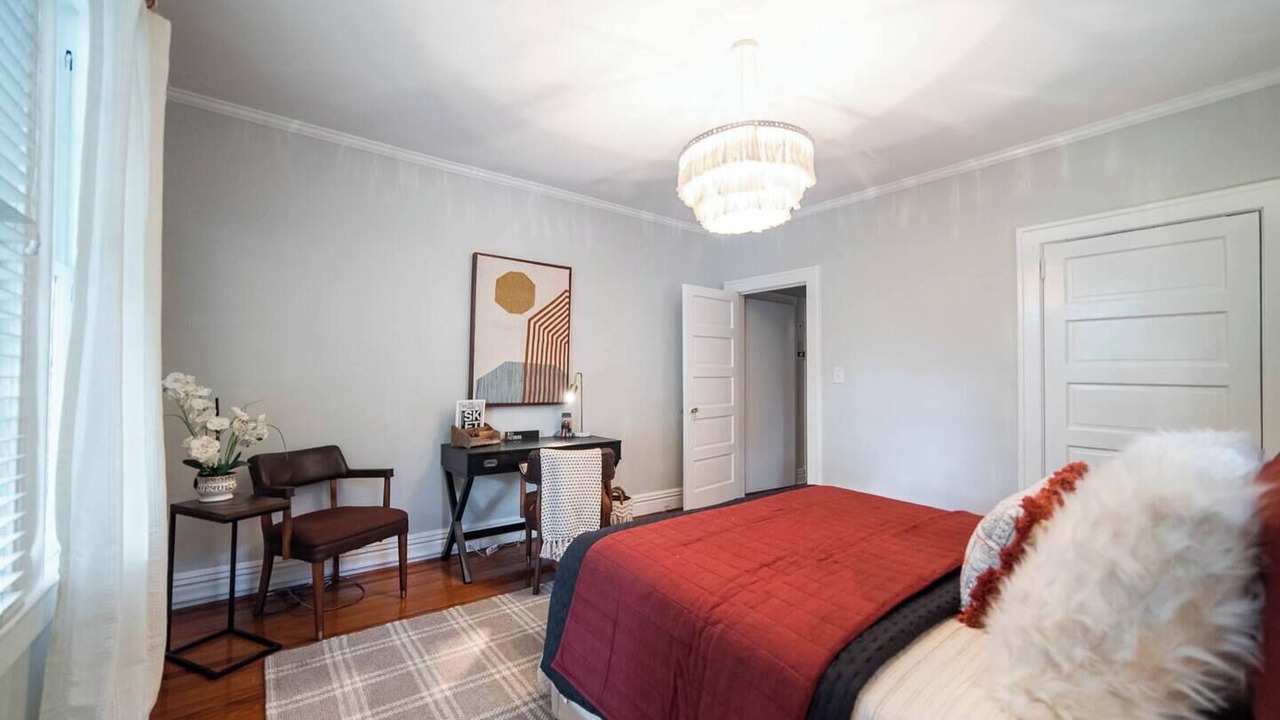 Photo of Bedroom in Chantilly