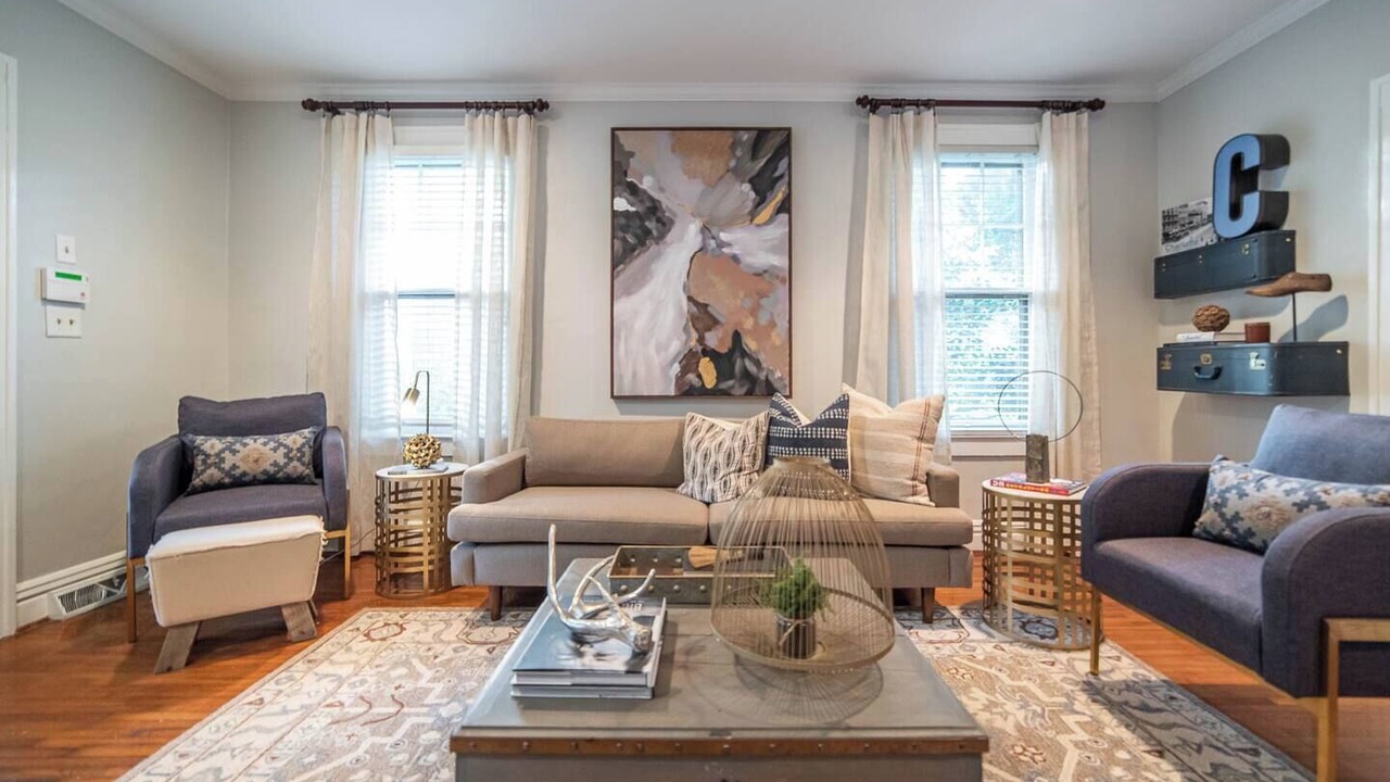 Photo of Livingroom in Chantilly