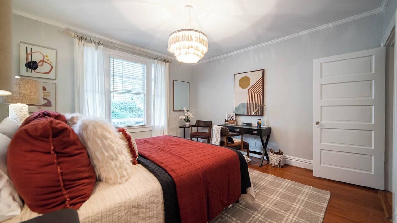 Photo of Bedroom in Chantilly